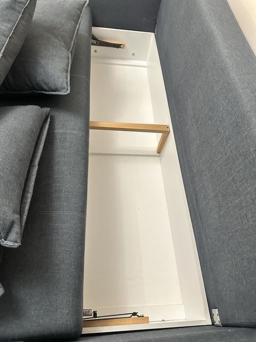 Диван бесплатно!!!