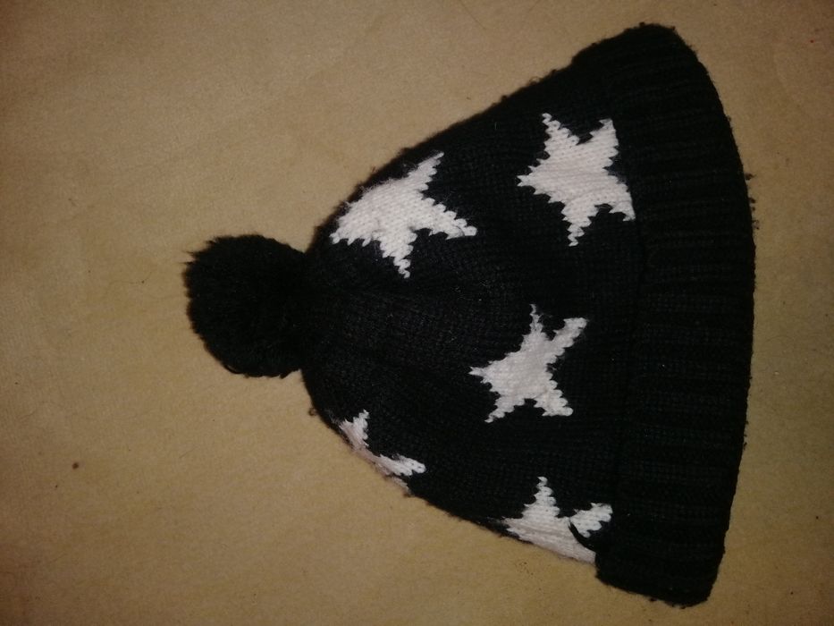 Шапочка  на подкладе и шарфик