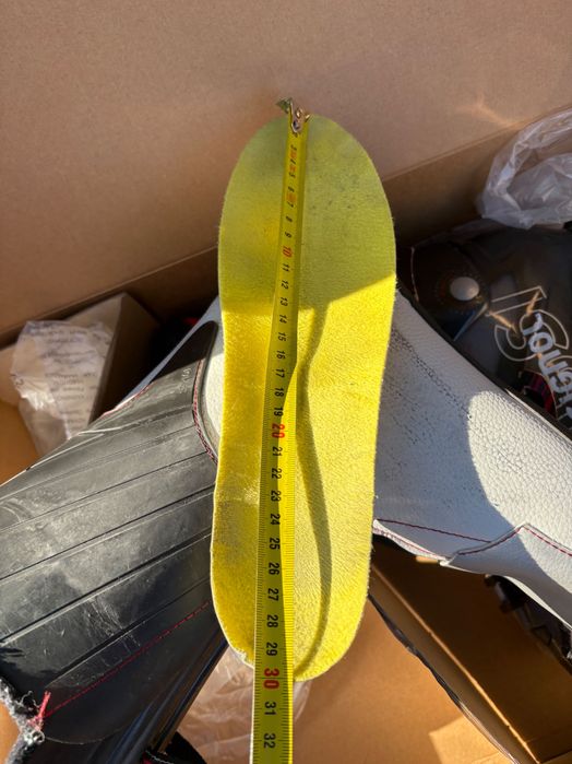 Ски обувки Rossignol