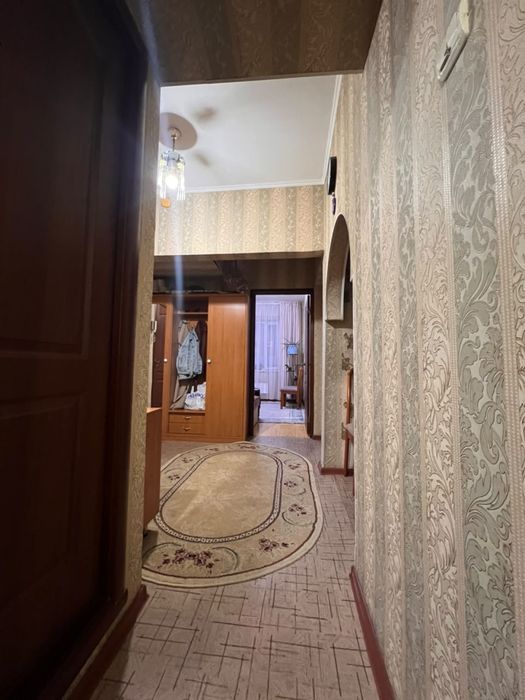 Продам 3-х комнатную квартиру