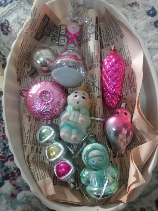 Продам новогодние игрушки.