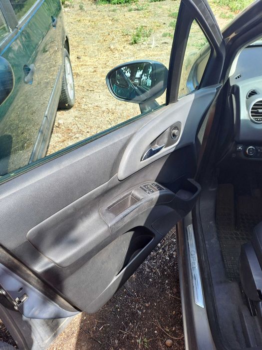 Opel Meriva 1.4 газ. инжекцион Ланди Ренцо-2012-верига климатик