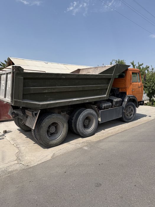 Kamaz srochna sotiladi