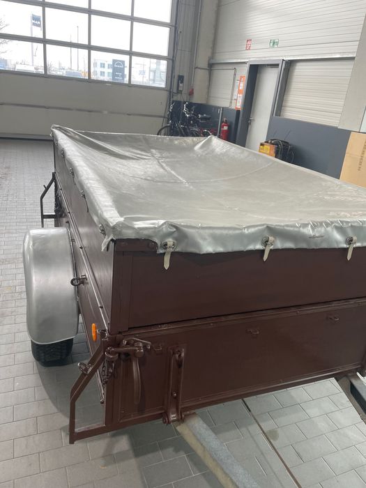 Remorcă 1200kg  cu sistem de frinare