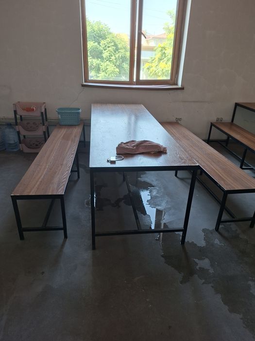 Ofis yopilgani sabab mebellarlar sotiladi