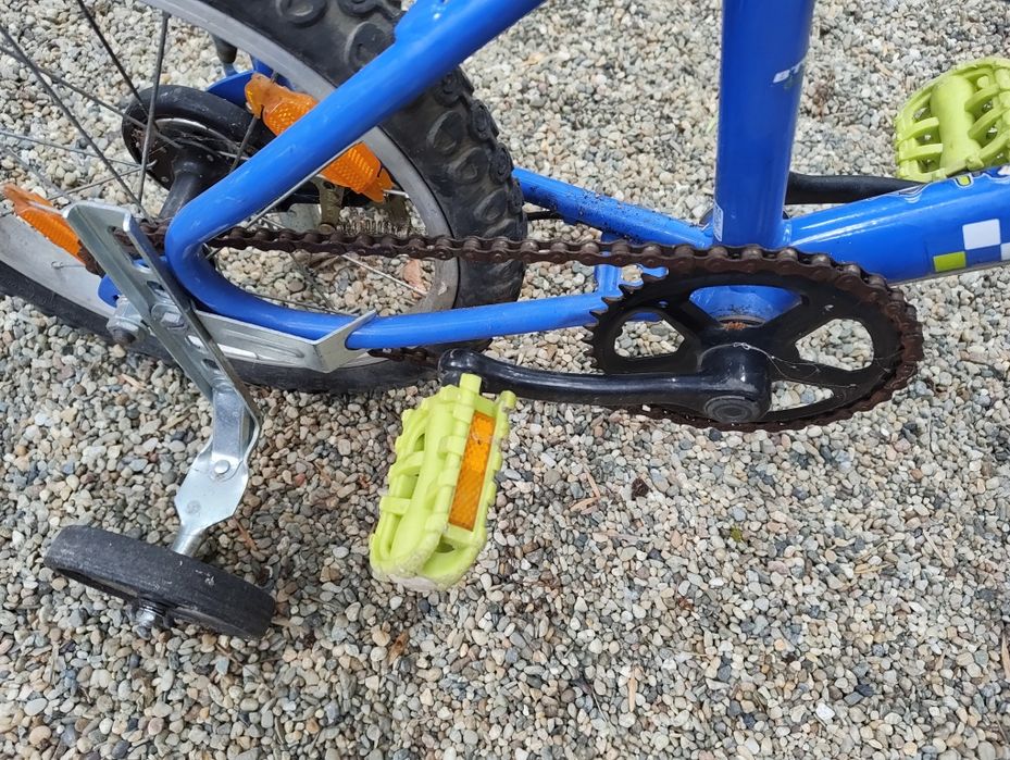 Bicicleta pentru copii mici.