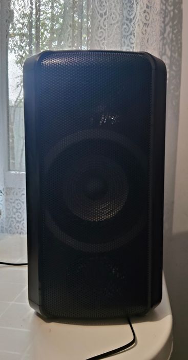 Vând boxa activa Panasonic