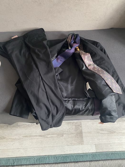 Продам костюм 3