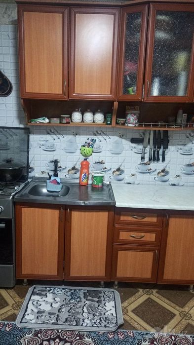 Кухонный гарнитур ва қолин сотилади
