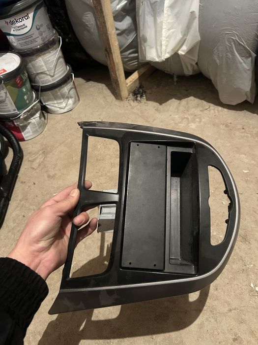 Хундай штатный консоль