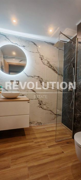 Дава се под наем Двустаен апартамент в Пловдив, Остромила - 78 кв.м за 550 € - Снимка #7