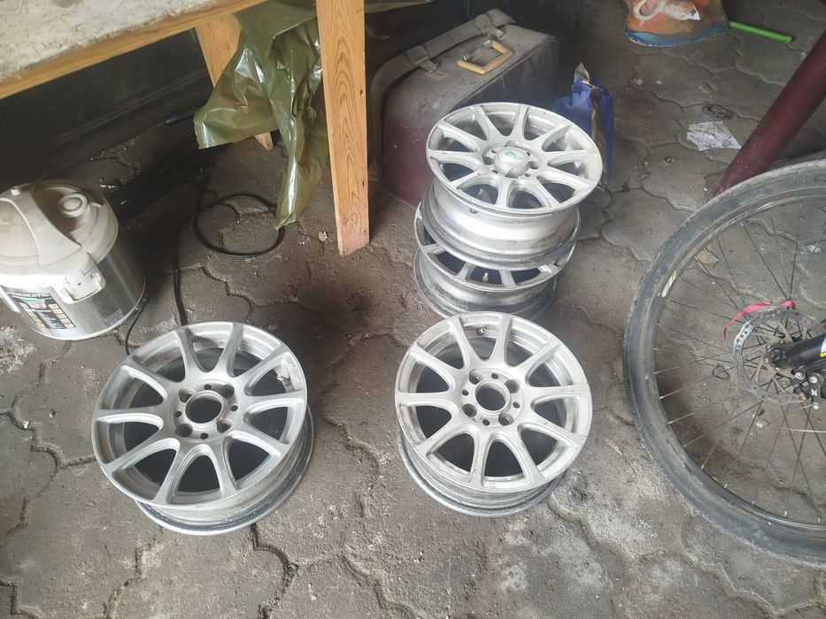 Прадается Диски и Шыны