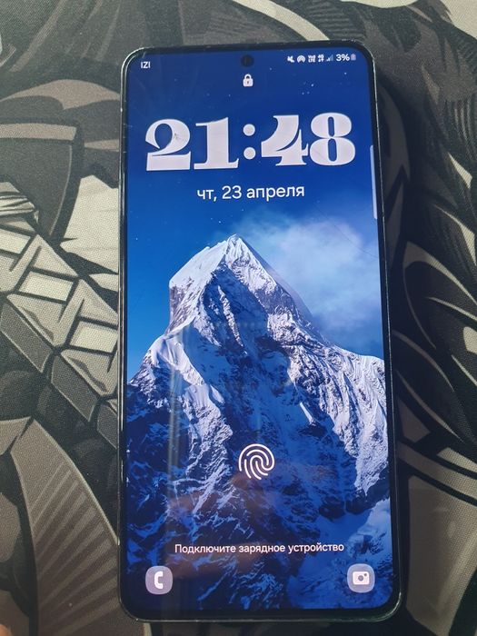 Продам Samsung Galaxy S21 (128GB)