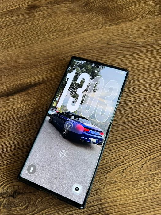 Продам Samsung s22 ultra