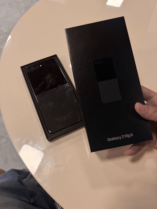 Samsung Galaxy Z flip 5