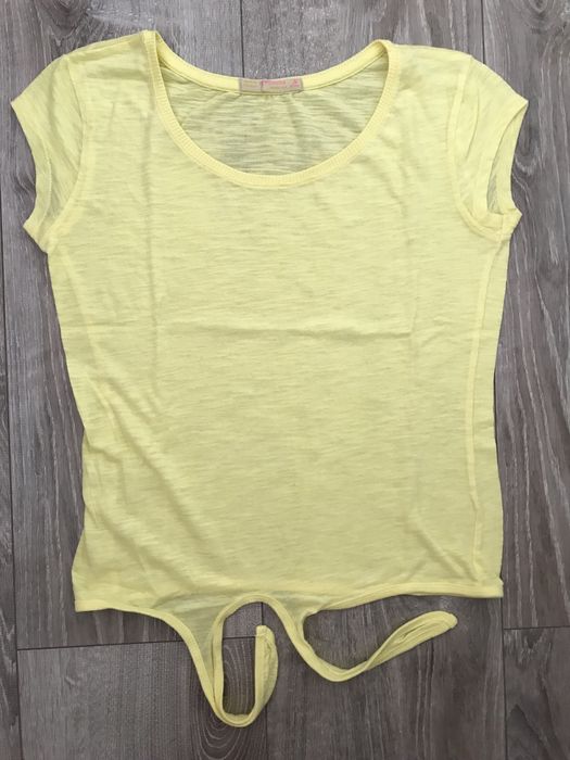 Tricou scurt cu nod Bershka nr.S