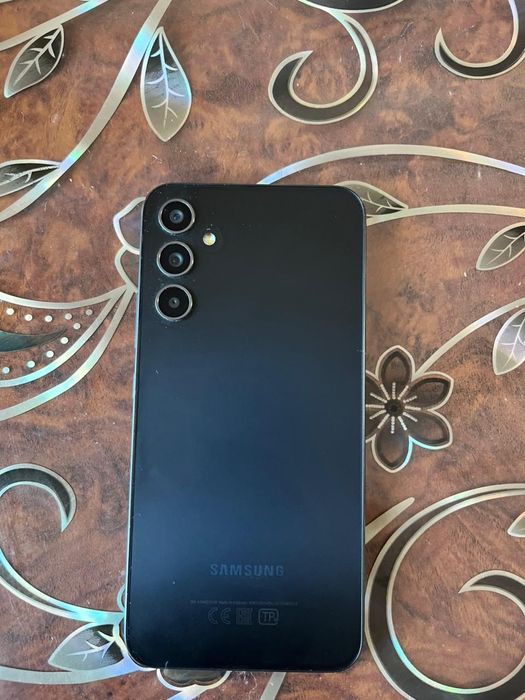 Продам Самсунг А 34