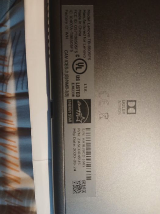 Продавам таблет Lenovo