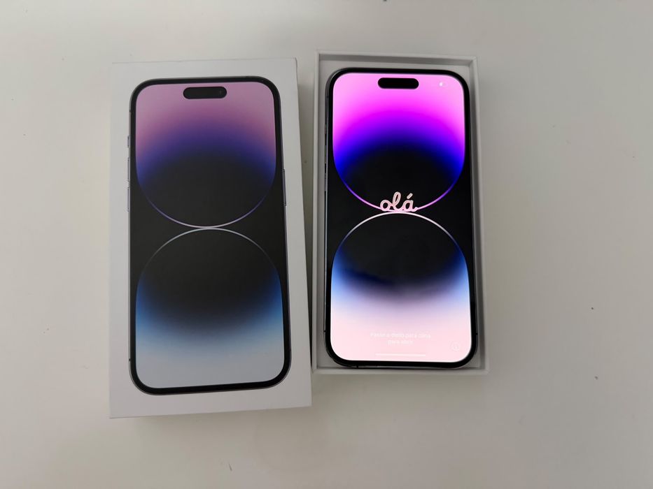 Vând Iphone 14 Pro Deep purple Impecabil + 5 Huse MOBILFOX CADOU