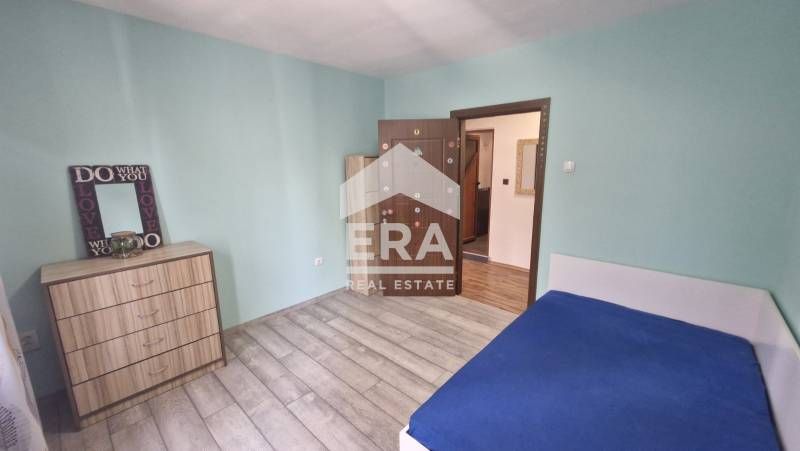 Дава се под наем Тристаен апартамент в Аксаково - 82 кв.м за 433.5 € - Снимка #4