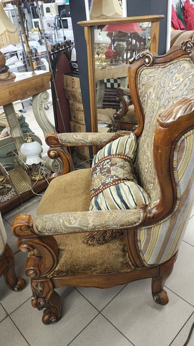 Барокови кресла...