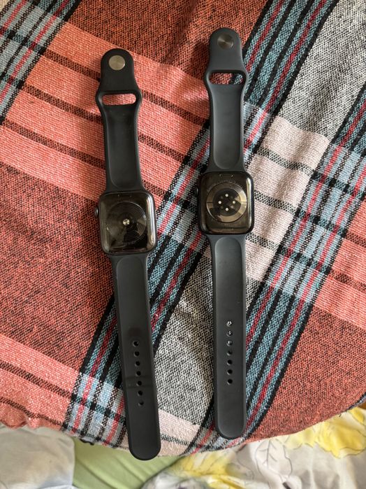 Продам два Apple Watch