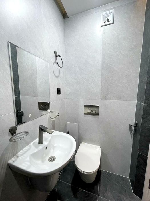 1²/4/4, Чиланзар 1, ул. Мукими, метро Новза