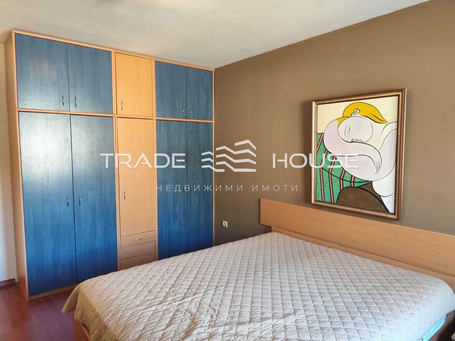 Дава се под наем Многостаен апартамент в Пловдив, Младежки Хълм - 140 кв.м за 860 € - Снимка #9