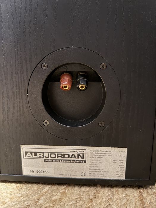 Boxe, centrii, subwoofers