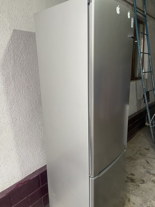 Срочная продажа холодильника