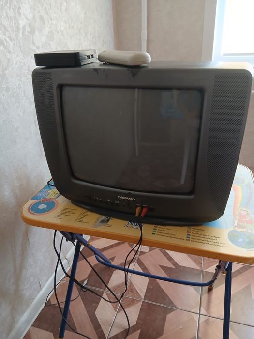 Продам телевизор