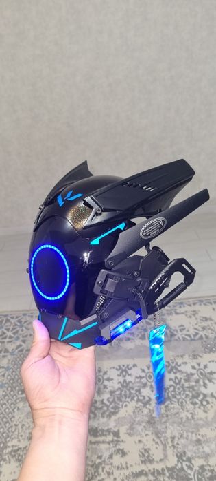 Маска, киберпанк,