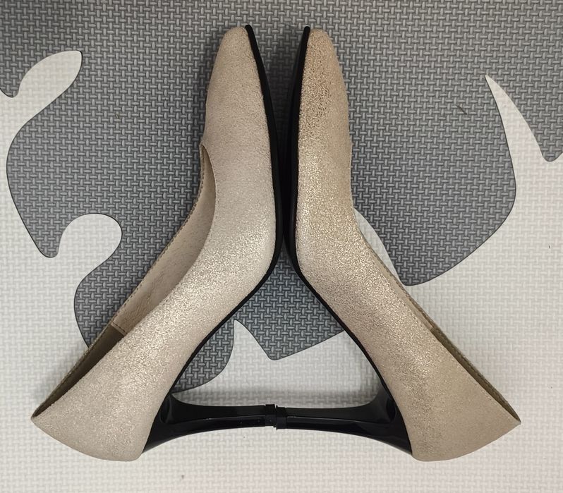 Pantofi dama,aurii ,din piele , Nr 37, branț 24 cm, toc 8 cm