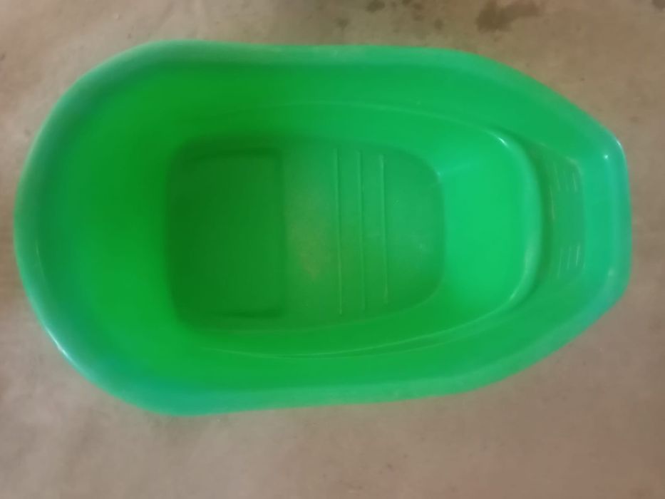 Продам тазик 30 л .