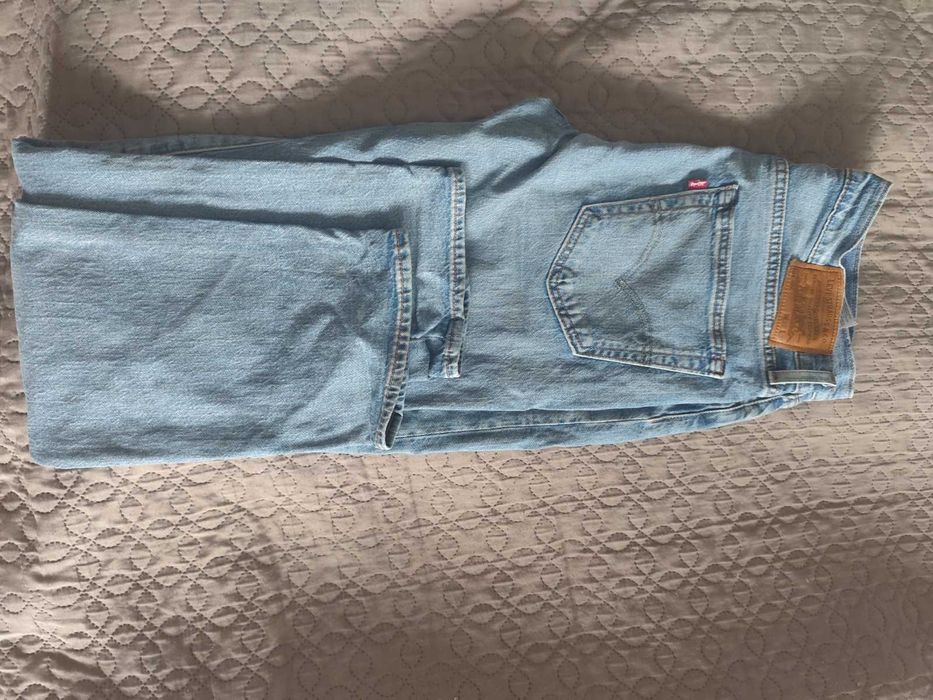 2  Чифта Дънки Levi Strauss (34 номер)