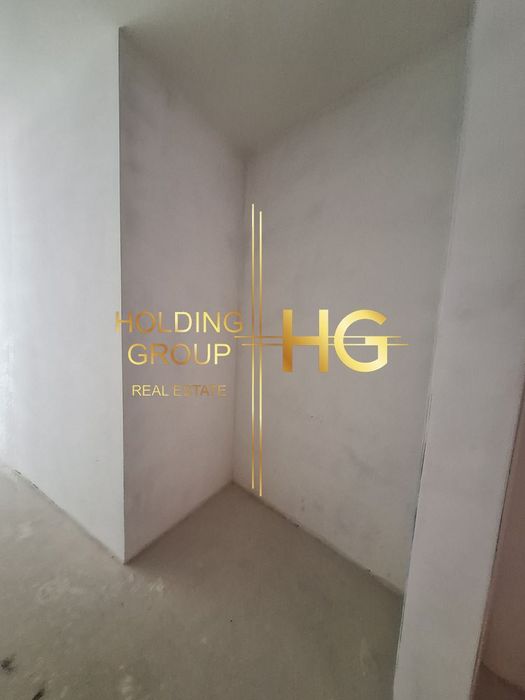 Продава се Четиристаен апартамент в Варна, Бриз - 166 кв.м за 2049 €/кв.м - Снимка #7