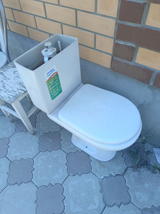 Продам унитаз б/у продам