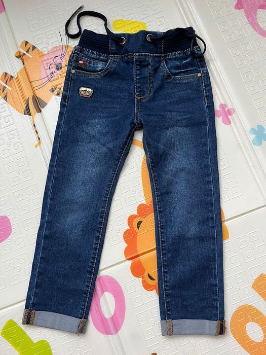 Продам новые джинсы