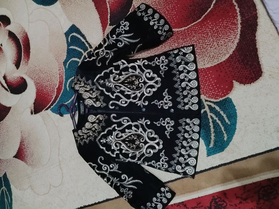 Kardigan ayollar uchun