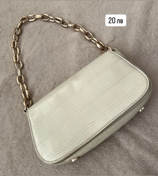 Малка чанта от Зара