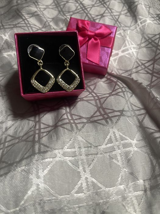 Серьги,бижутерия