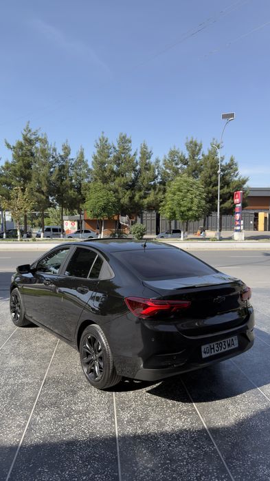 Onix premier 6 позиция