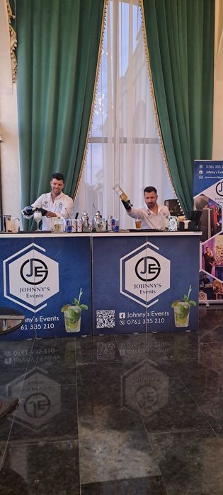 Jhonny's Events(Open Bar,Tort Shoturi,Oglinda Foto, Baloane cu fum)