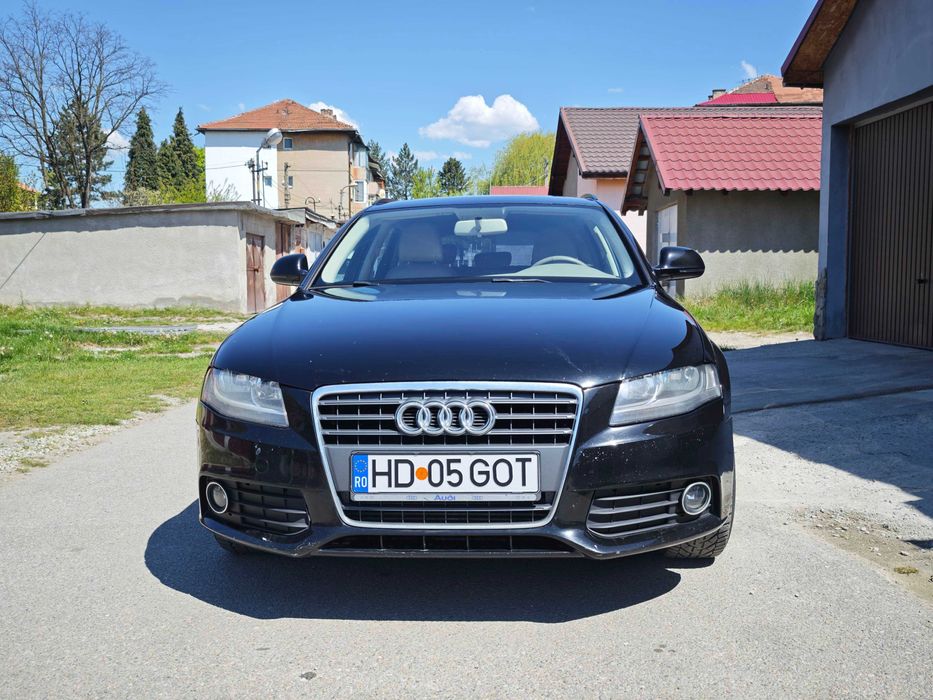 Vand Audi A4,B8, negru, an de fabricatie 2009