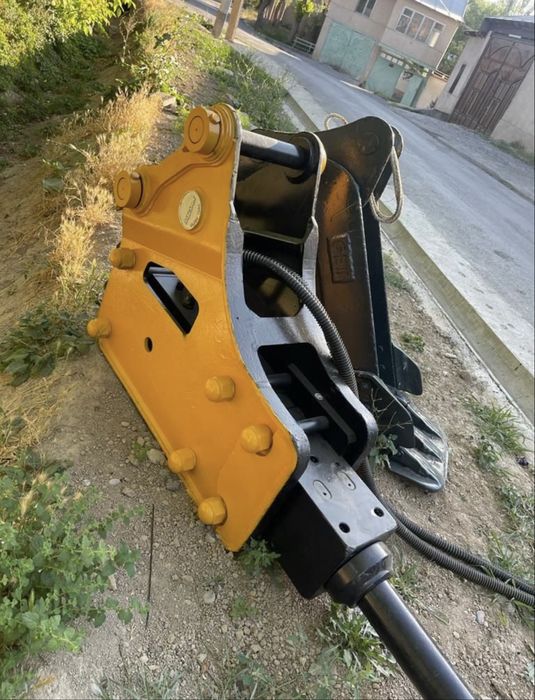 Эксковатор 140 Гидромолот  заказ аренда услуги