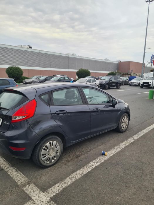 2010 ford fiesta