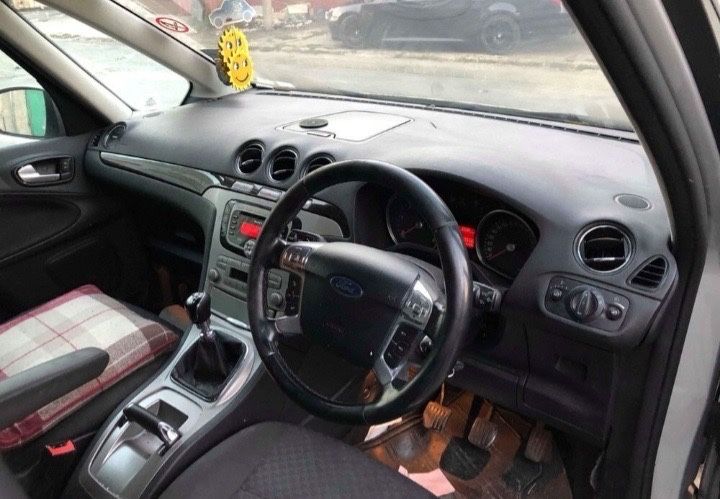 Продаваме на части форд галакси 1.8д 16в 136кс ford galaxy 1.8d 16v.