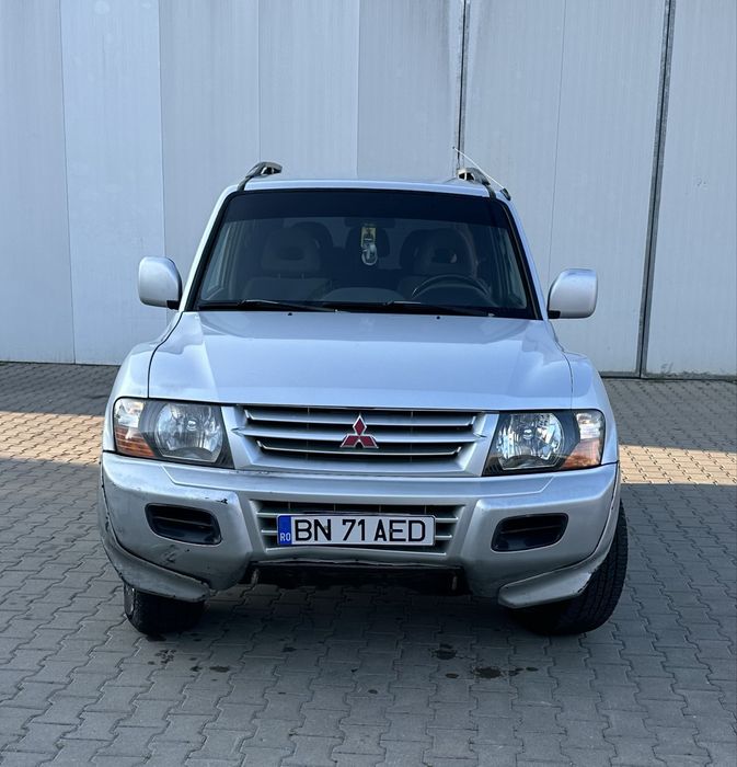 Vand sau schimb  Mitsubishi pajero mk3