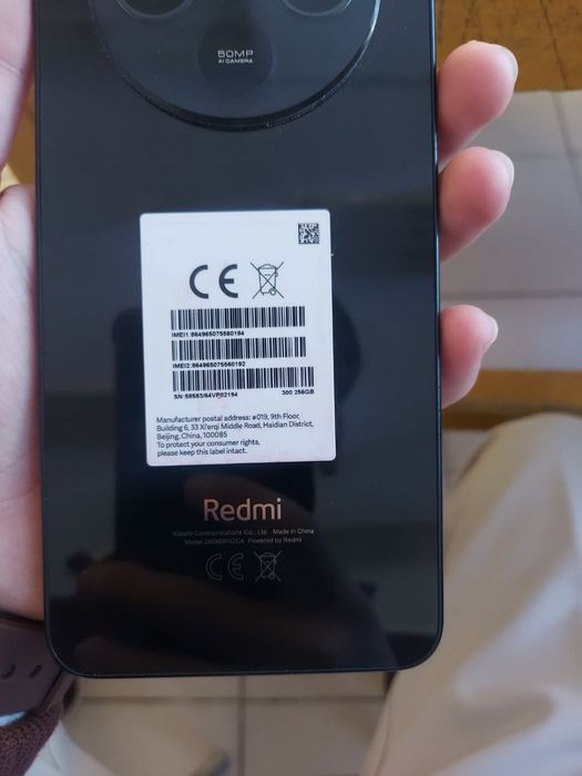 Редми 14s хорошый  работает  не лагает не глючет
