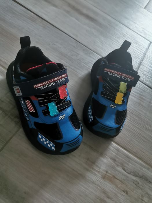 Skechers mărime 24